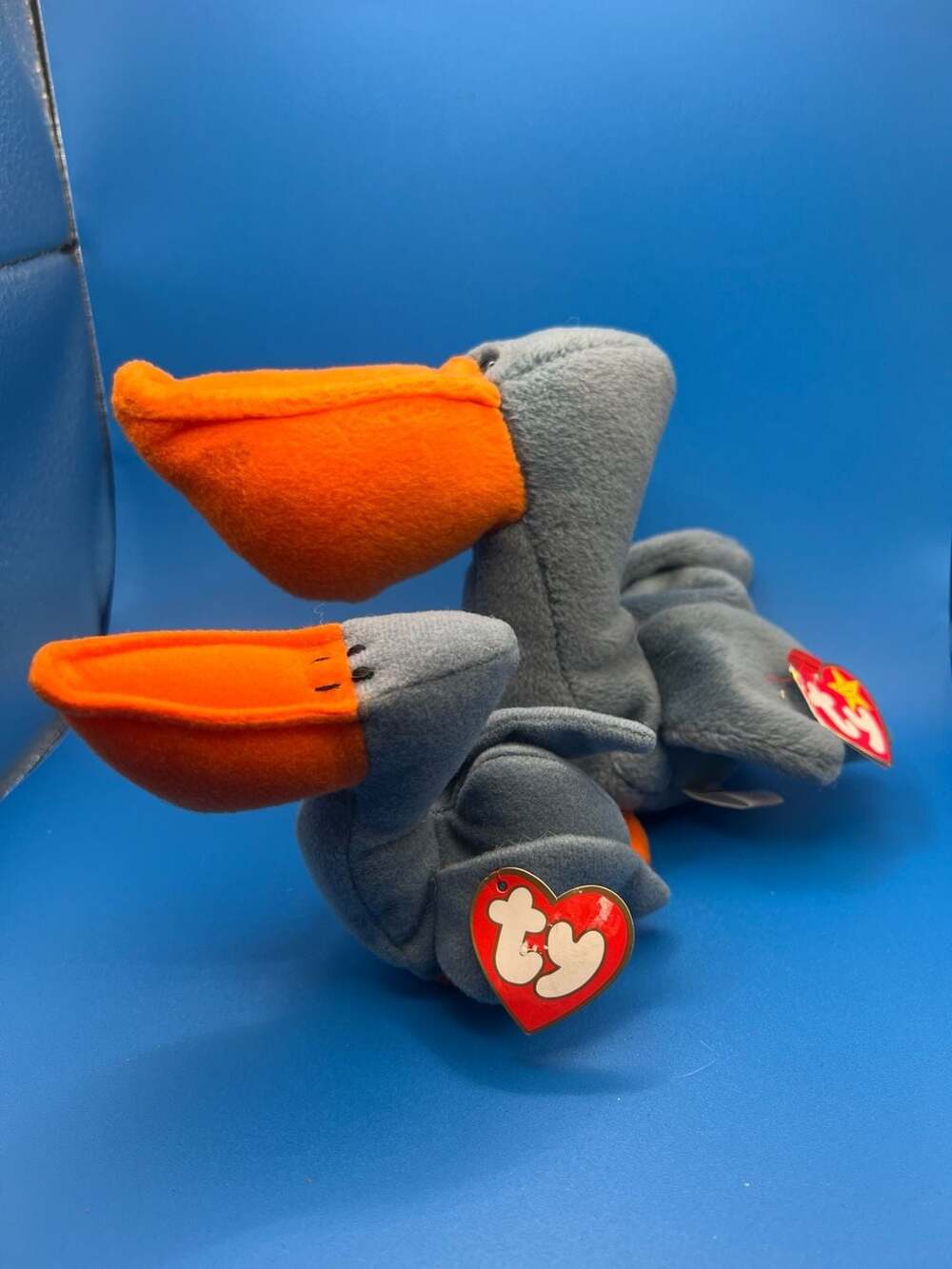 Ty Beanie Baby Scoop the Pelican Set - Standard 1996 + 1999 McDonald's Beanie